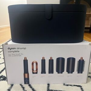 Dyson Airwrap Complete in Black and Copper